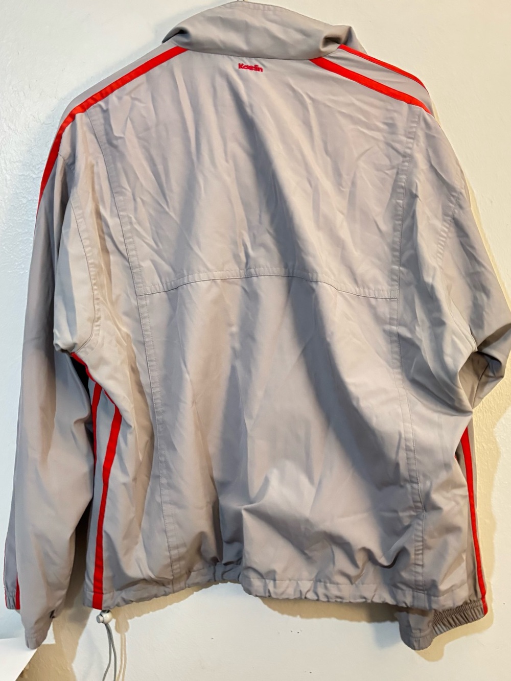 Vintage PTR Men's Light Gray Performance Jacket with Red Stripes - Picture 4 of 4